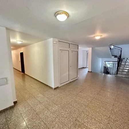Apartment Allegro Home, By Lmg